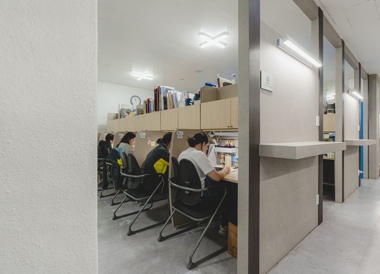 에듀셀파독학기숙학원 여학생캠퍼스 자습실