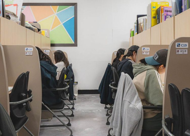에듀셀파독학기숙학원 여학생캠퍼스 학습실
