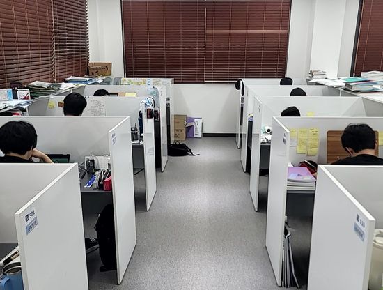 에듀셀파독학기숙학원 남학생캠퍼스 자습실