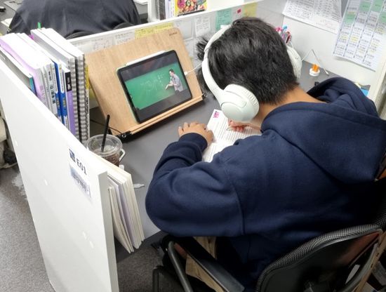 에듀셀파독학기숙학원 남학생캠퍼스 자습실