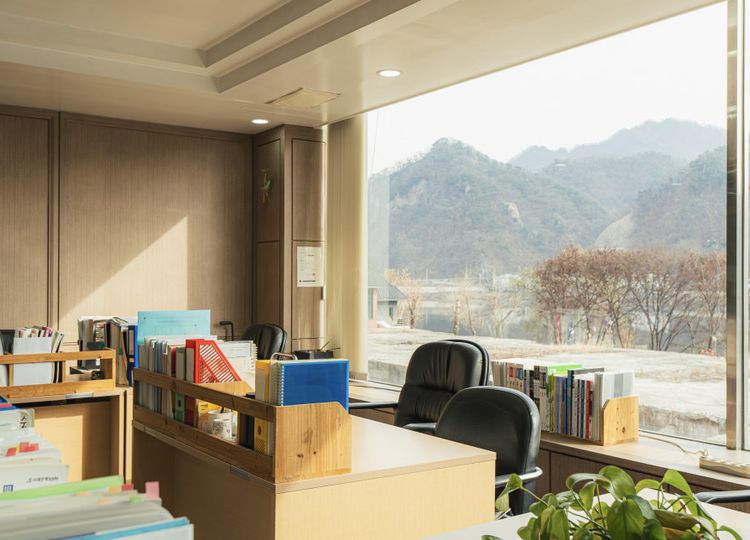 에듀셀파 여학생캠퍼스 교무실