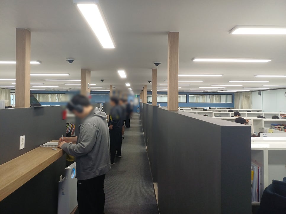 에듀셀파 남학생 기숙학원 학습실