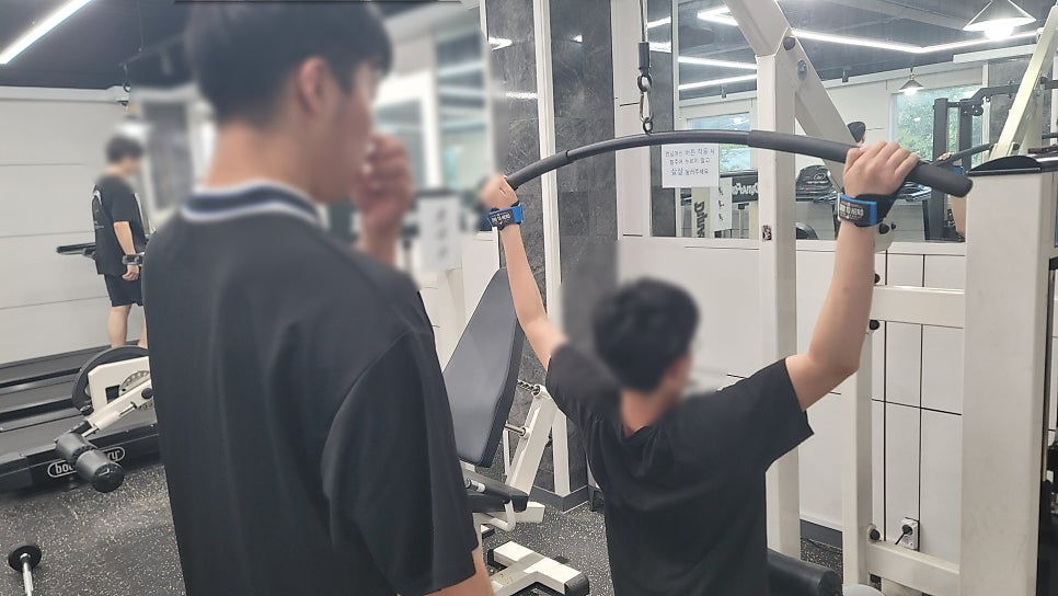 에듀셀파 남학생 기숙학원 헬스장