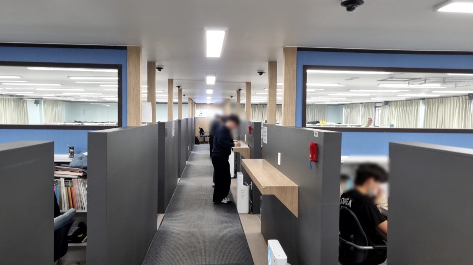 에듀셀파 남학생 기숙학원 자습실