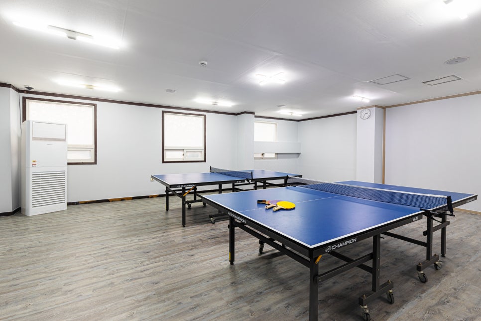 에듀셀파 남학생 기숙학원 탁구장