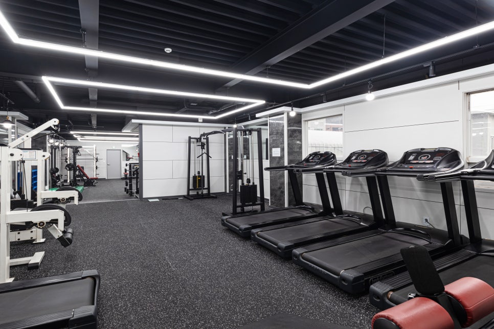 에듀셀파 남학생 기숙학원 헬스장