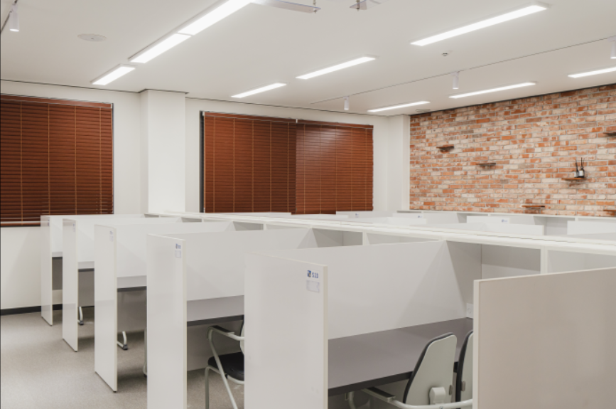 에듀셀파 남학생 기숙학원 학습실