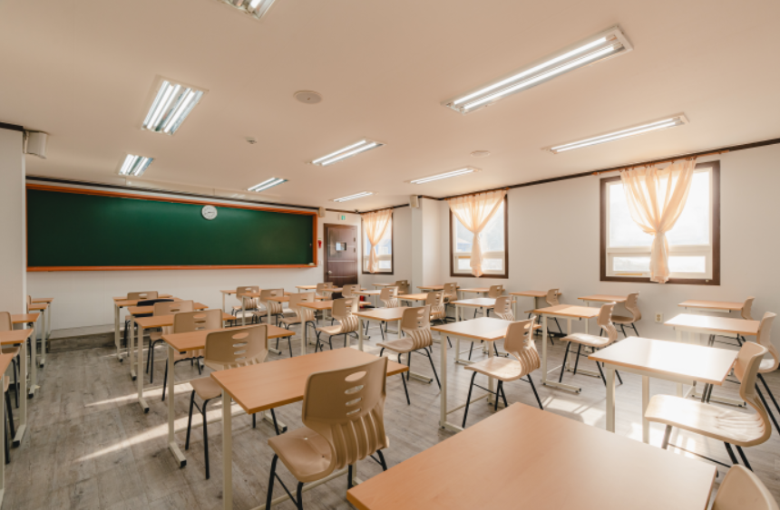 에듀셀파 남학생 기숙학원 모의고사실