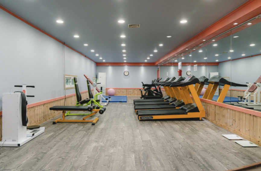 에듀셀파 여학생 기숙학원 헬스장