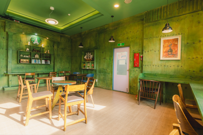 에듀셀파 여학생 기숙학원 휴게실