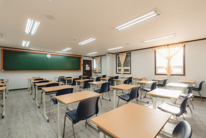 에듀셀파 여학생 기숙학원 강의실