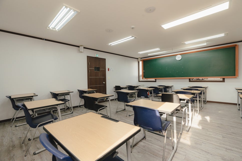 에듀셀파 남학생 기숙학원 모의고사실